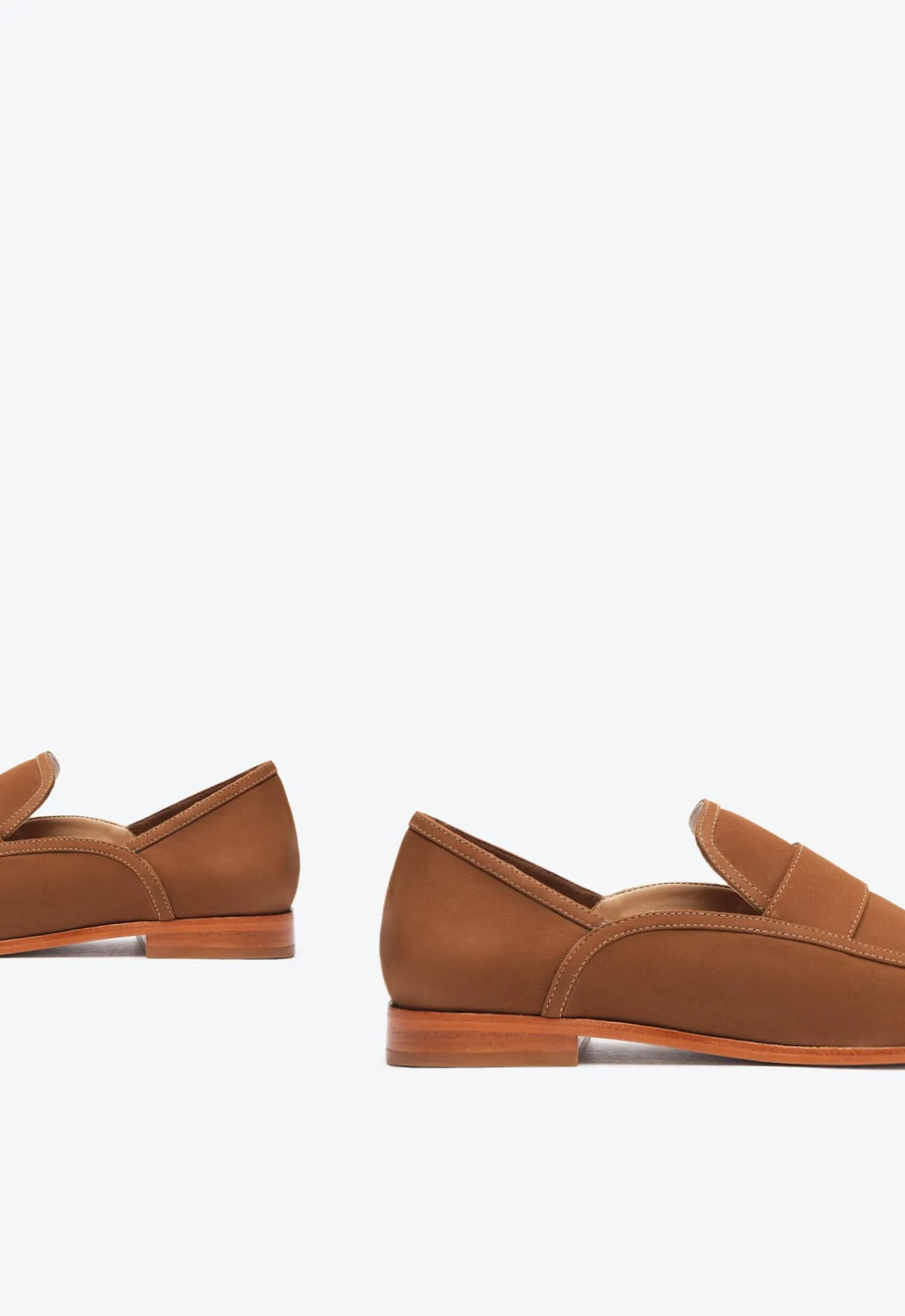 Maurice Nubuck Flat
