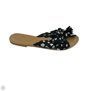 Sandals Flats By Clothes Mentor In Black, Size: 9