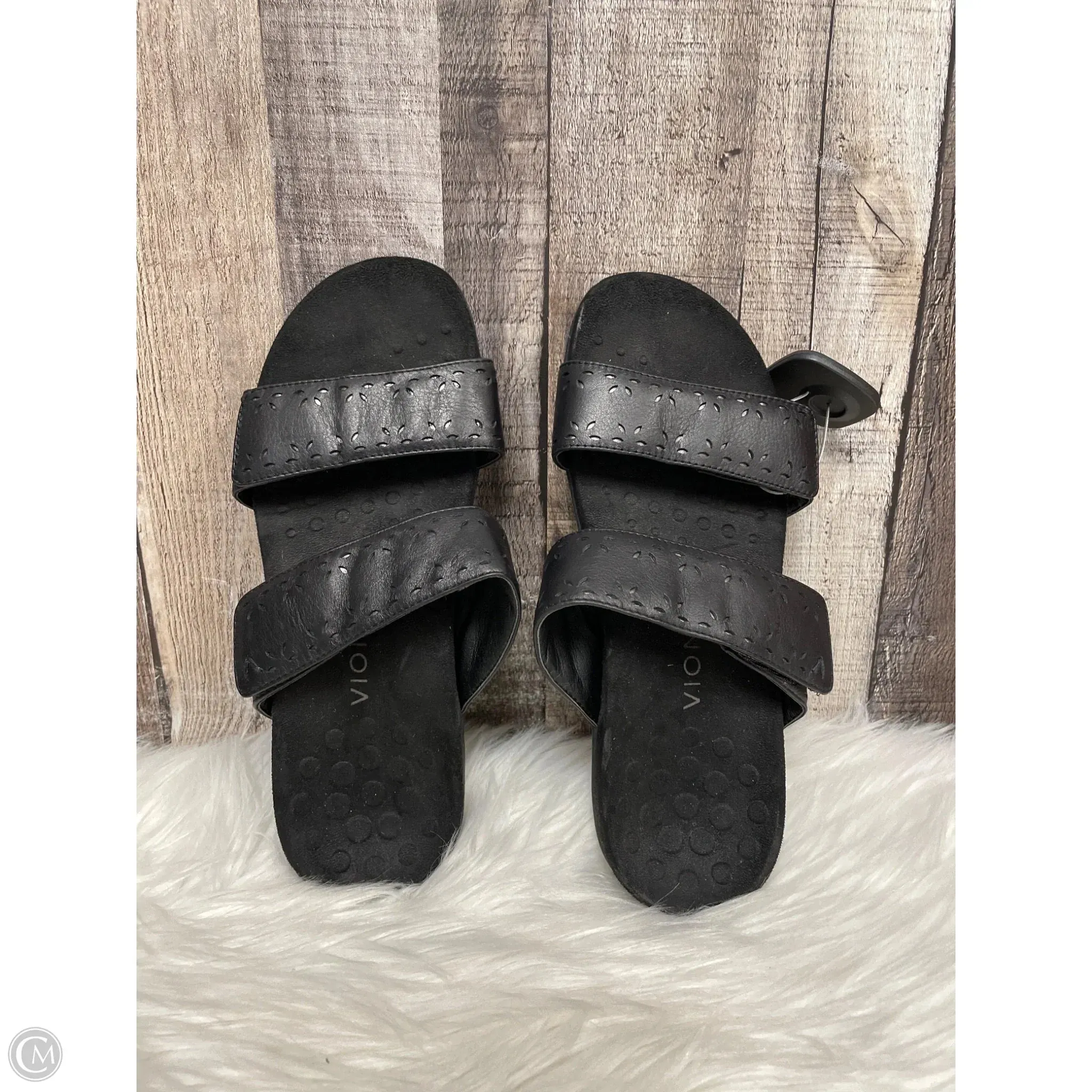 Sandals Flats By Vionic In Black, Size: 9