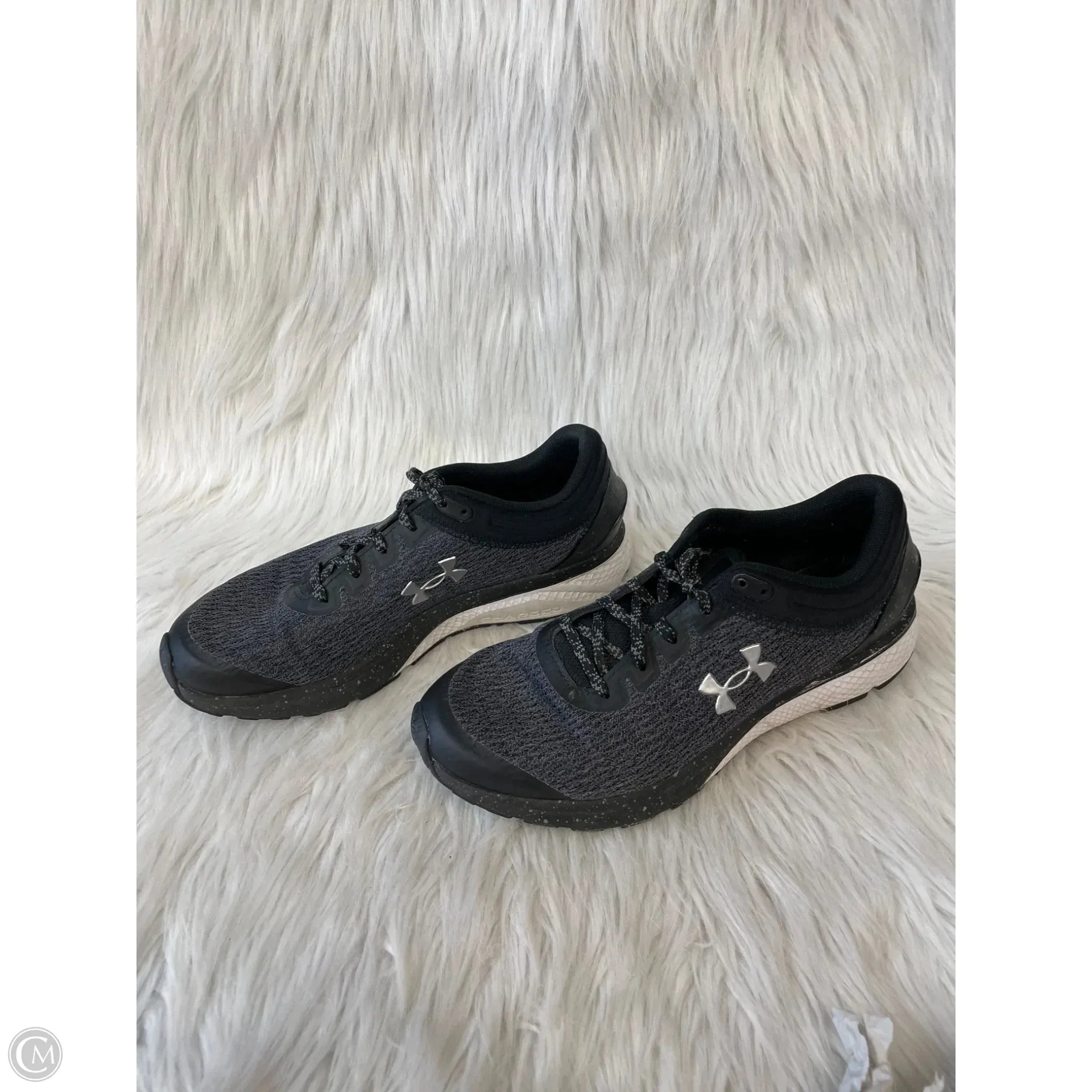 Shoes Athletic By Under Armour In Black & Grey, Size: 9