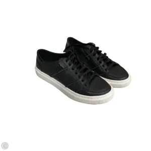Shoes Designer By Ugg In Black & White, Size: 9