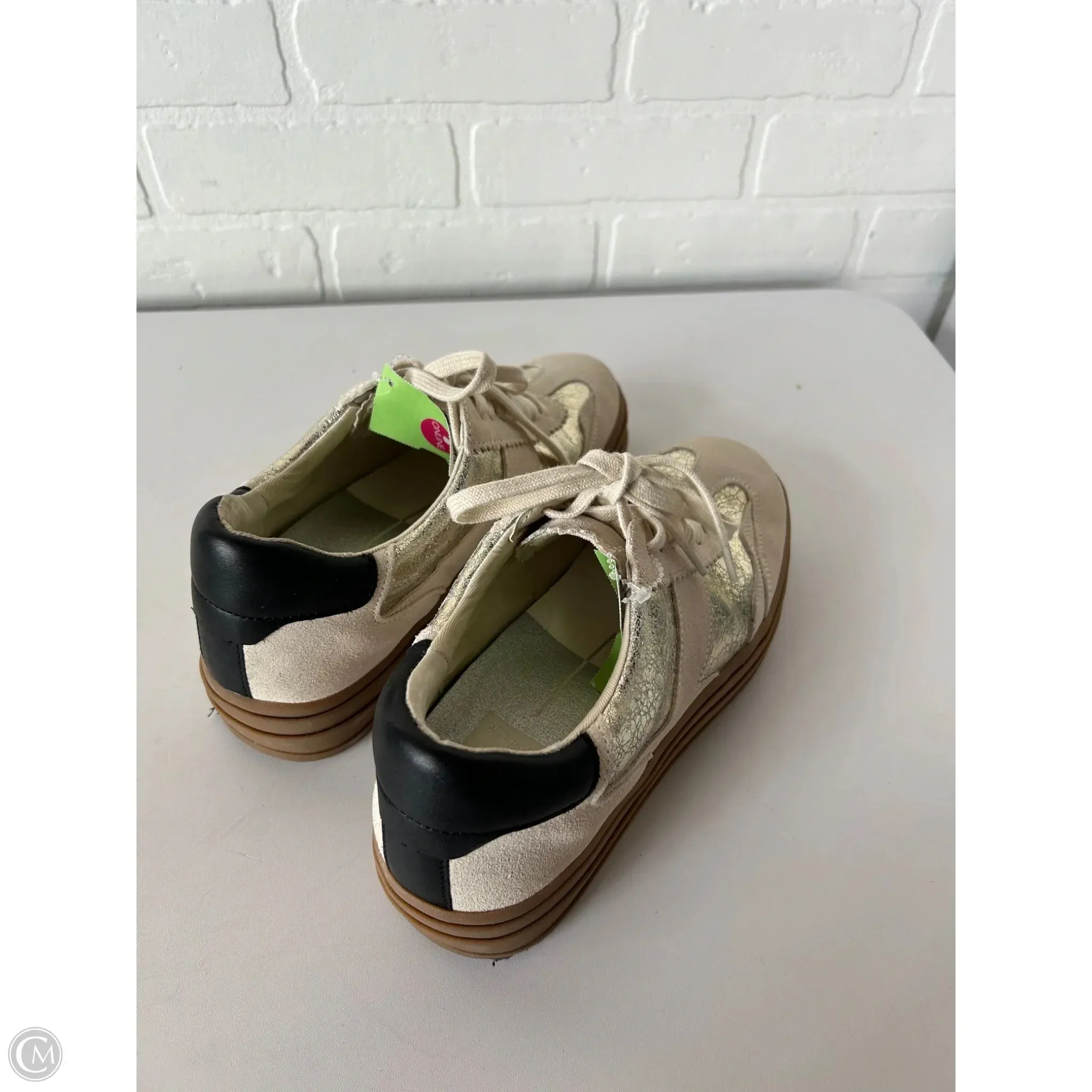 Shoes Sneakers By Dolce Vita In Black & Tan, Size: 7.5