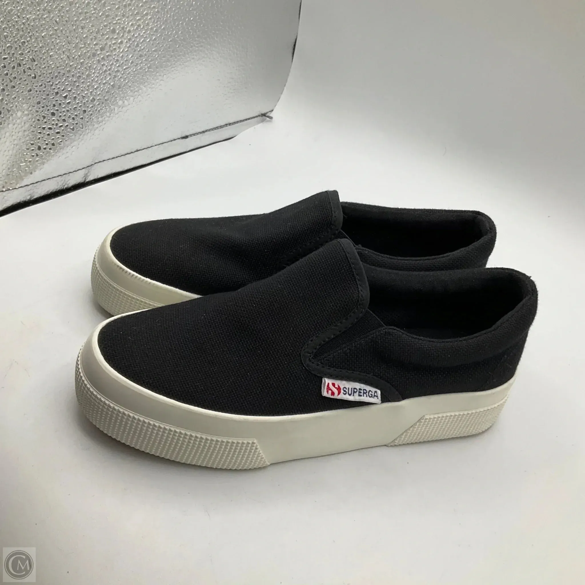 Shoes Sneakers By Superga In Black, Size: 6